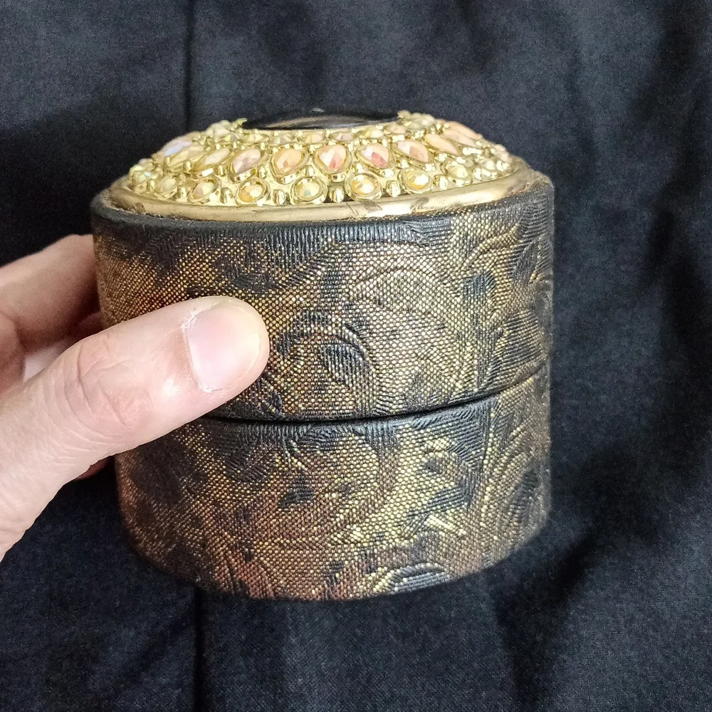 D'signer Ladies Wrist Watch - Picture 8 of 10